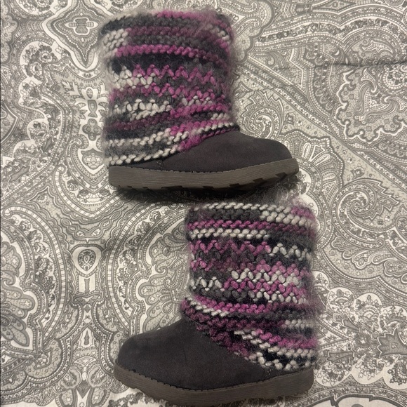 4/$15 - Picture 2 of 2